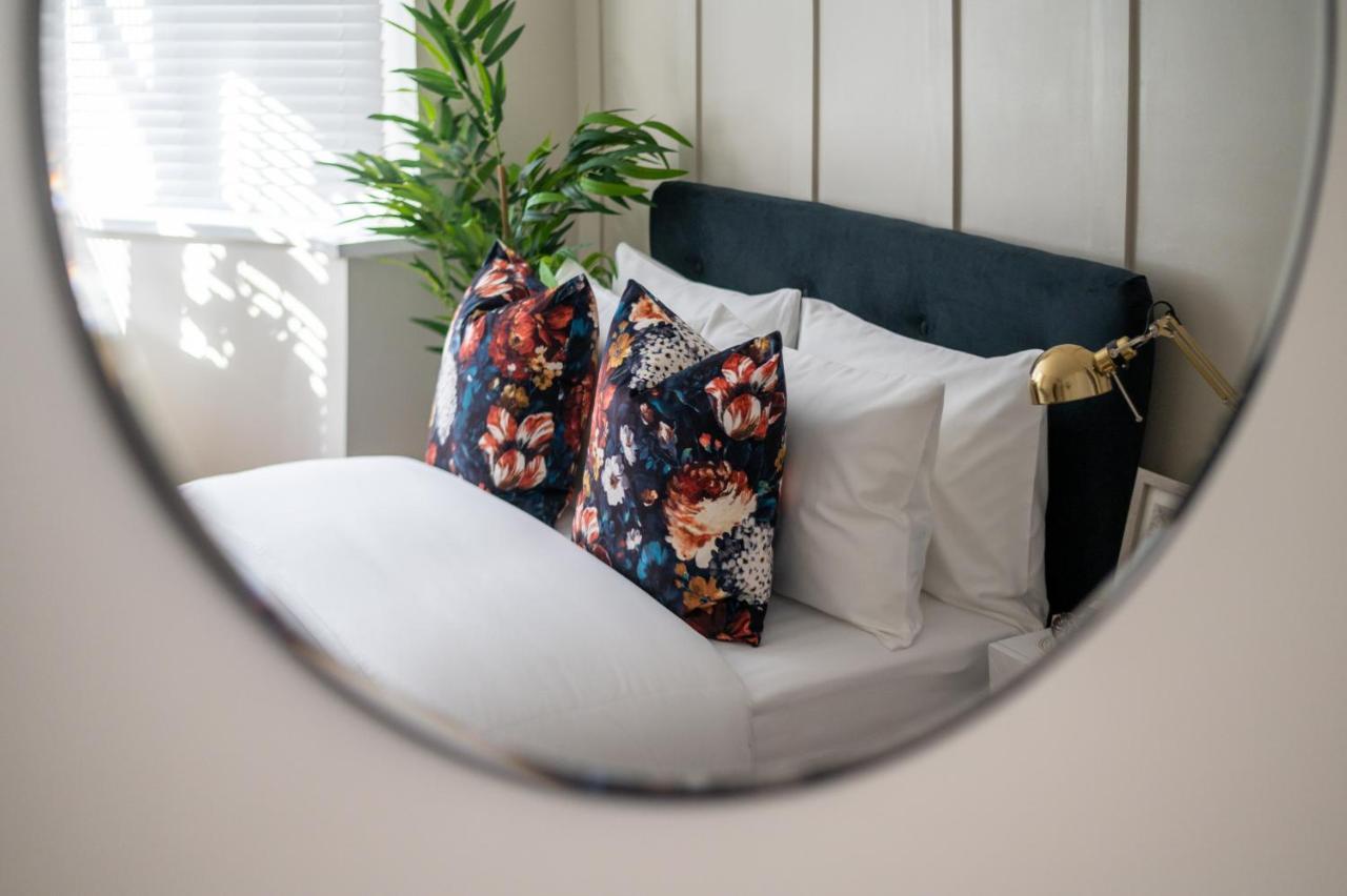 Large Luxury Solihull House - The Residence - Close To Nec - Sleeps 9 外观 照片