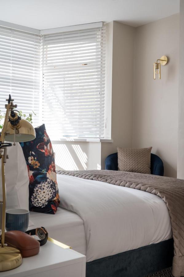 Large Luxury Solihull House - The Residence - Close To Nec - Sleeps 9 外观 照片