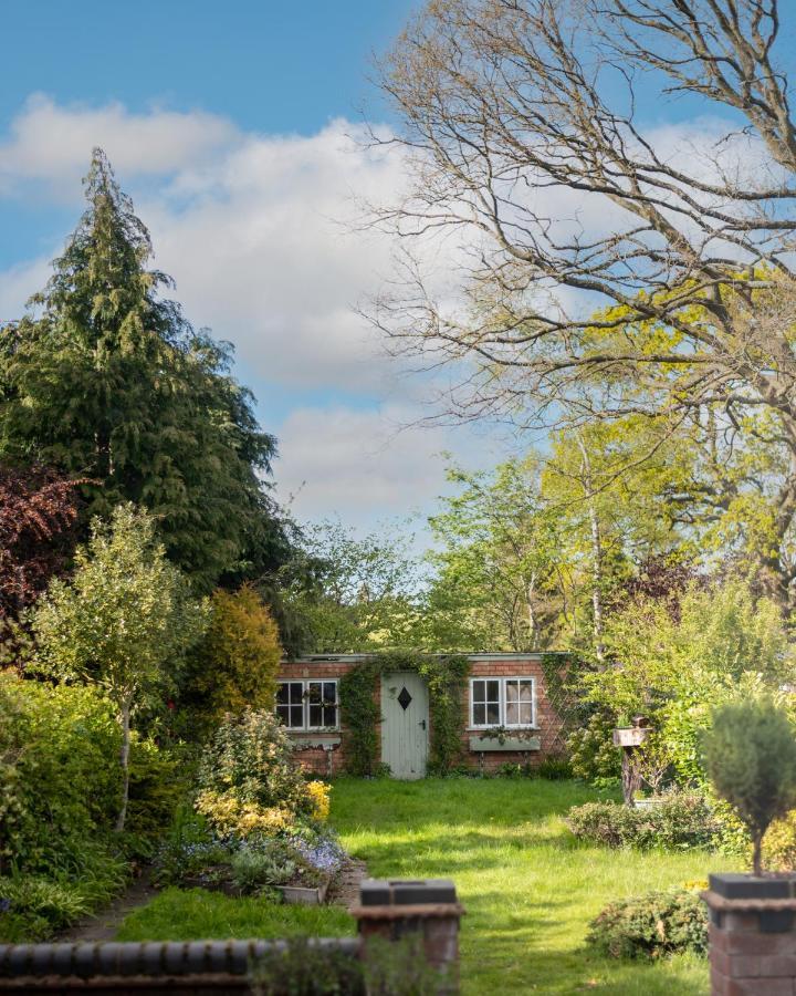 Large Luxury Solihull House - The Residence - Close To Nec - Sleeps 9 外观 照片